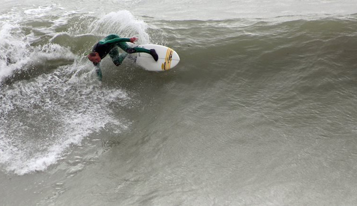 Brighton surfing